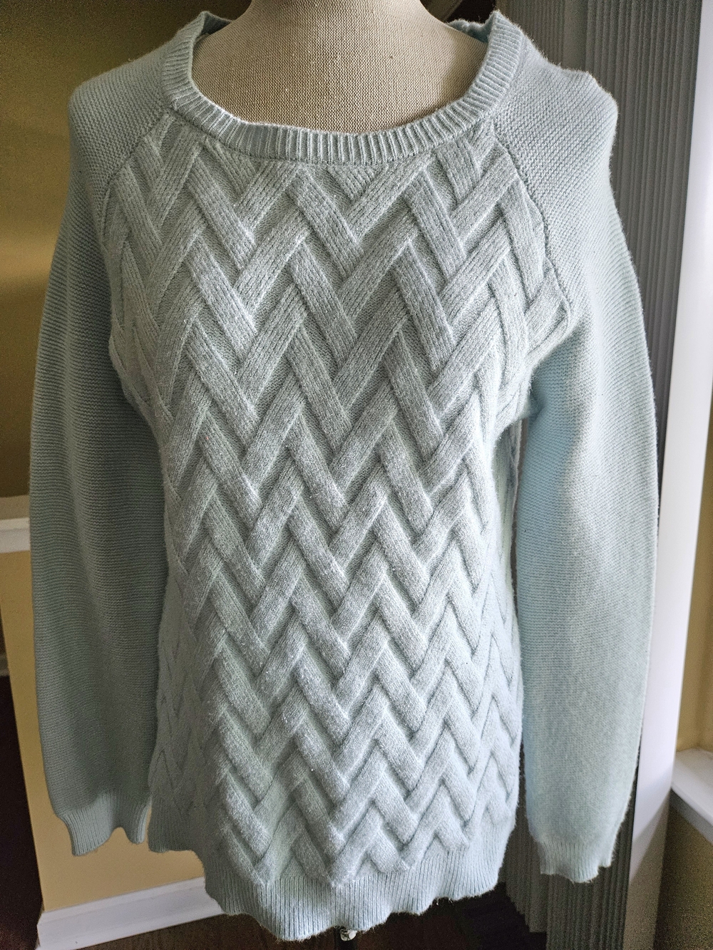 Cyrus Light Blue Chevron Cable Knit Crewneck Very Soft Sweater